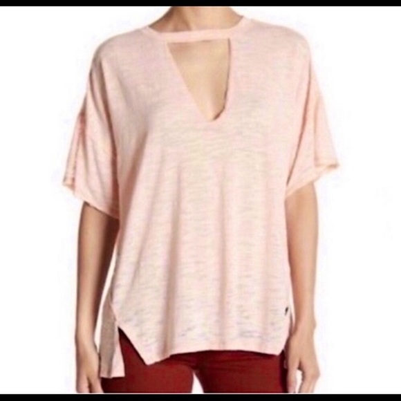 🆕🔥FREE PEOPLE CHIC JORDAN CUT OUT V-NECK OVERSIZED SILHOUETTE SHORT SLEEVED!! - Picture 3 of 8